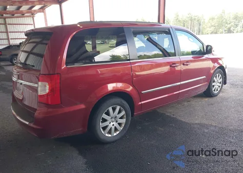 2013 Chrysler Town & Country Touring z USA, uszkodzony, nr VIN 2C4RC1BG2DR778570